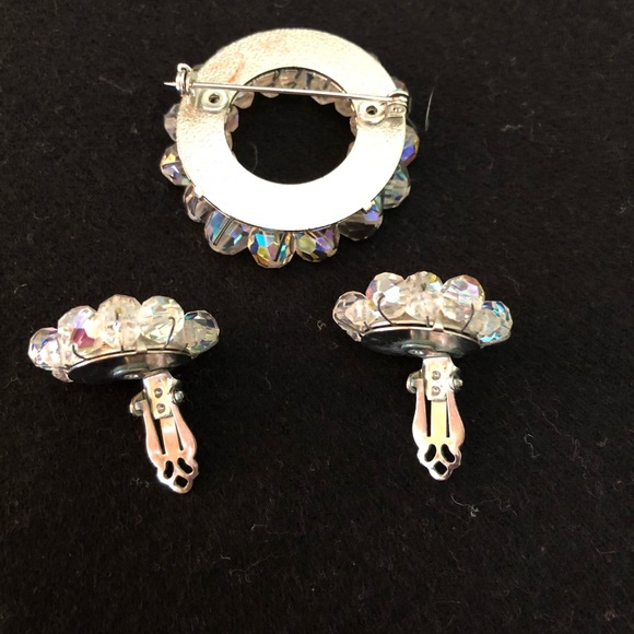 💕Host Pick - Aurora Borealis Earrings & Brooch Circa 1950/1960s - Picture 4 of 6